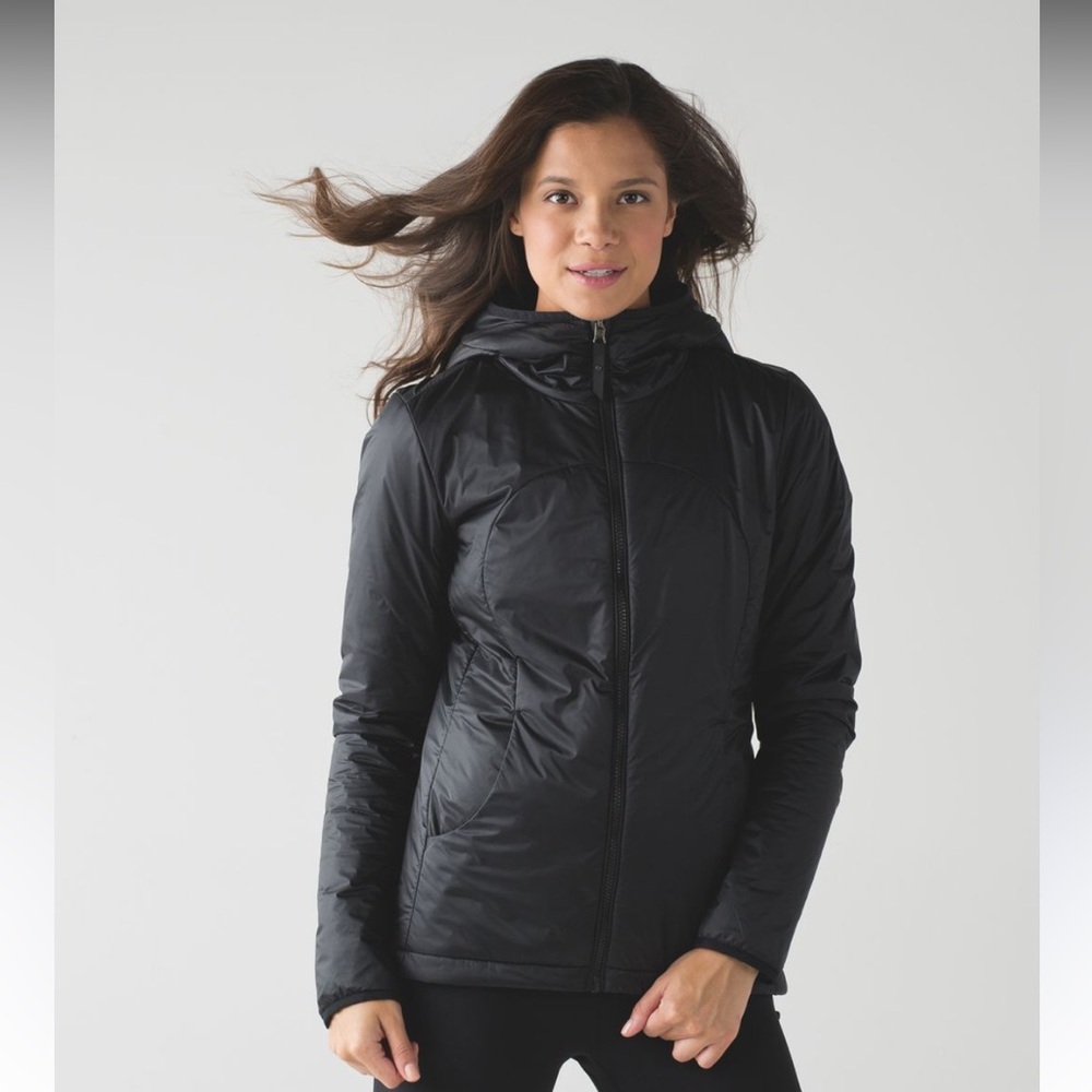 lululemon athletica Women's Black Puffer Jacket